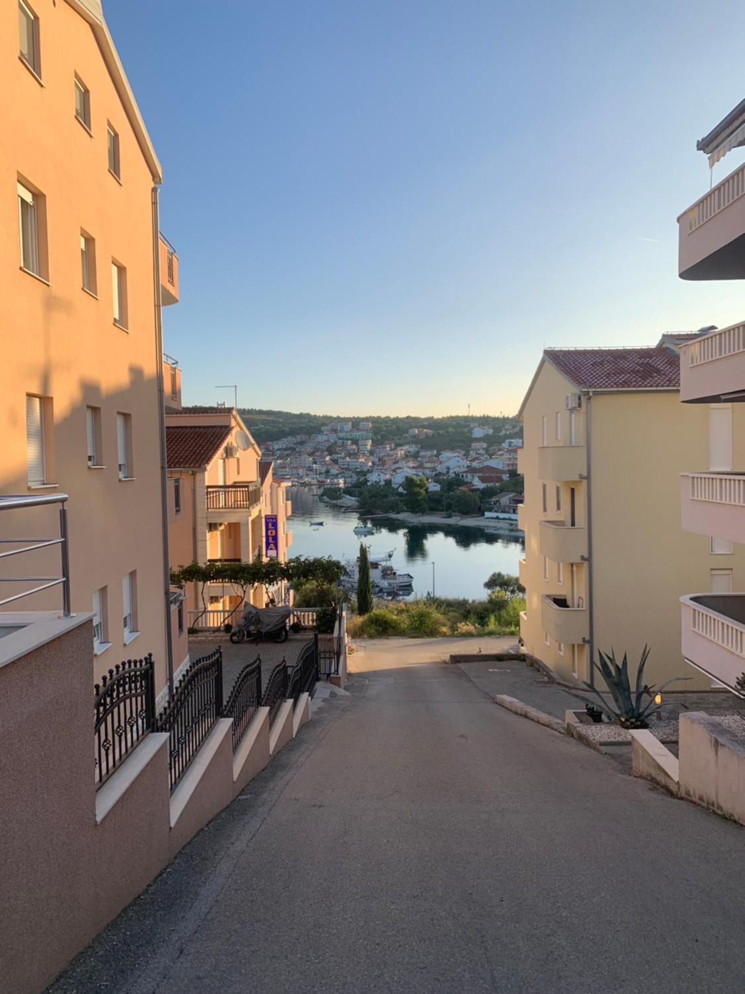 Apartments Villa Zica Трогир Экстерьер фото