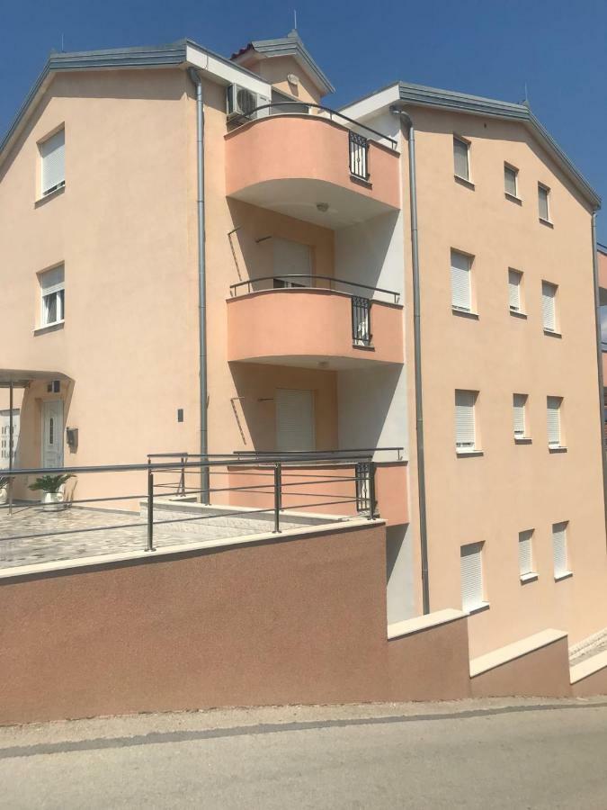 Apartments Villa Zica Трогир Экстерьер фото